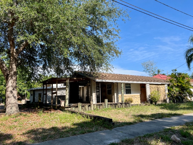 Building Photo - 5019 N Ridge St