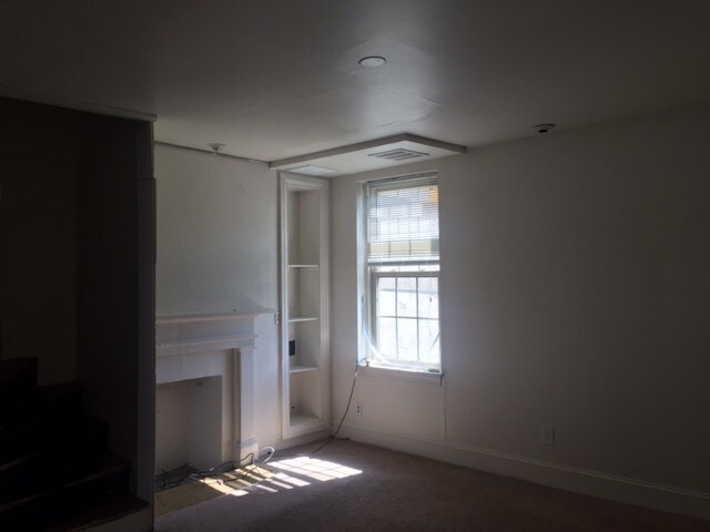 Building Photo - 34 N New St