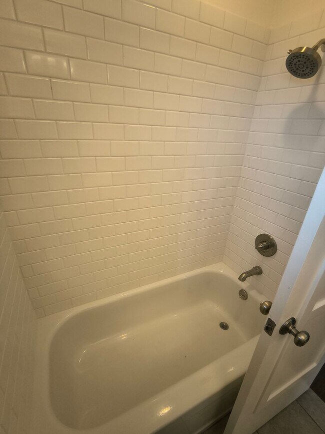 Building Photo - 3BED/2BATH Single Family Home Located in Desirable San Pablo, Ca. With Beautiful Ocean Front View!!