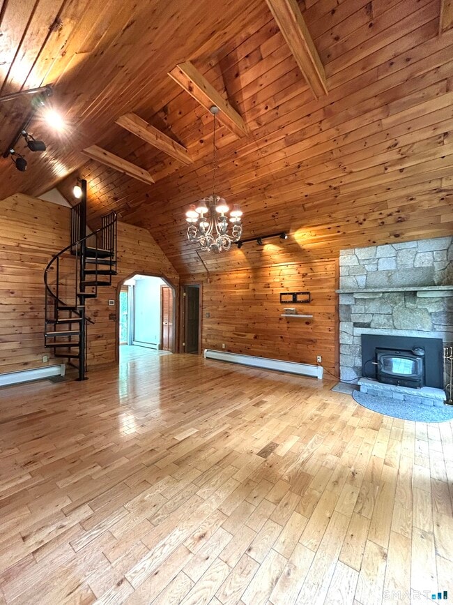 Building Photo - 39 Woodland Rd