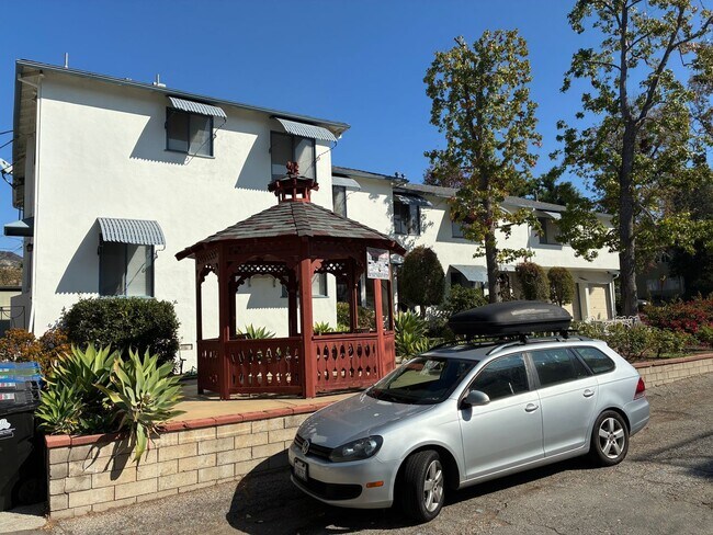 Building Photo - 1387 Eagle Vista Dr