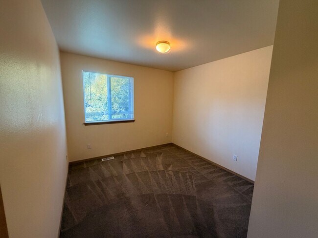 Building Photo - 13114 57th Ave NE