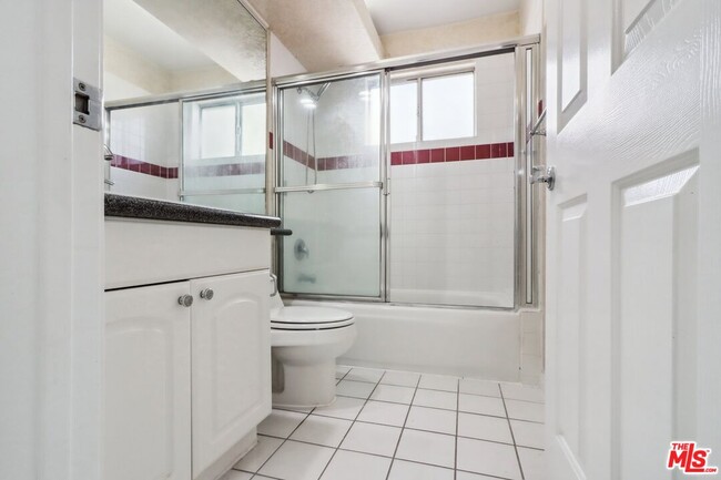 Building Photo - 12010 Texas Ave