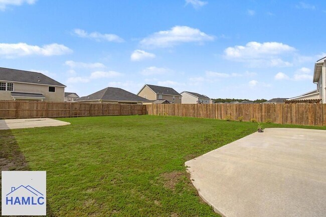 Building Photo - 319 Herty Ln