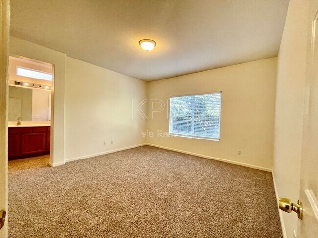 Building Photo - 3908 Lembert Dome Ct