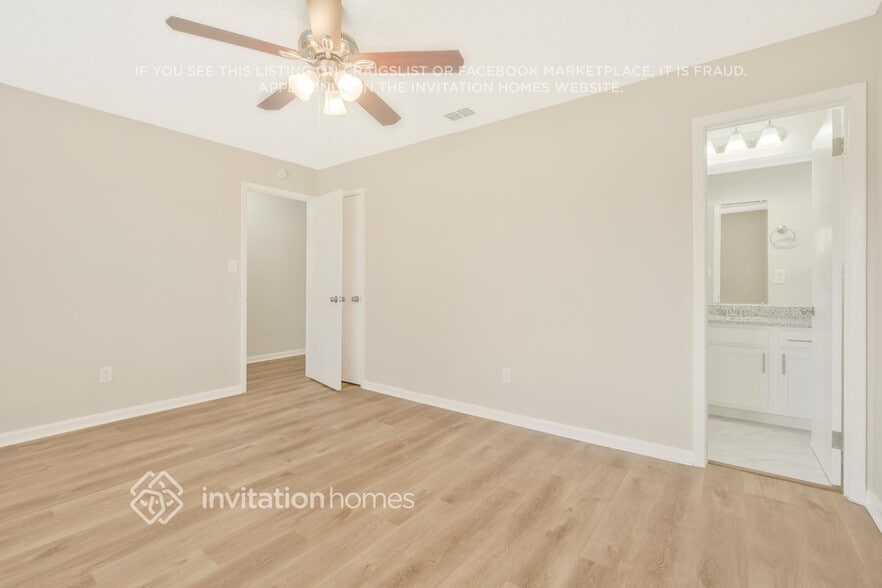 Building Photo - 7940 Evening Flower Ln