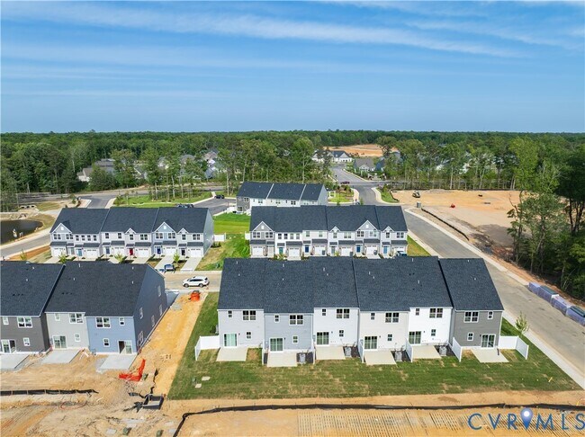 Building Photo - 10637 Pink Lily Ln