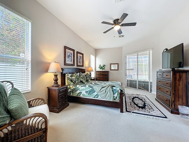 Building Photo - 518 Brighton Dr