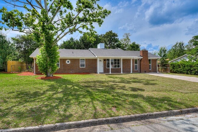 Building Photo - 3635 Spanish Trace Dr