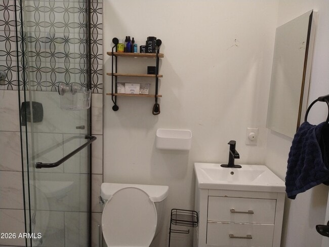 Building Photo - 4121 E Pueblo Ave