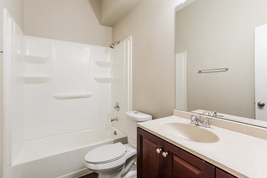 Building Photo - 6552 Manitoba St