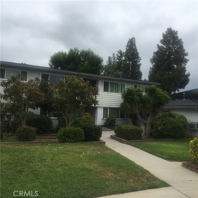Primary Photo - 1076 Balboa Dr