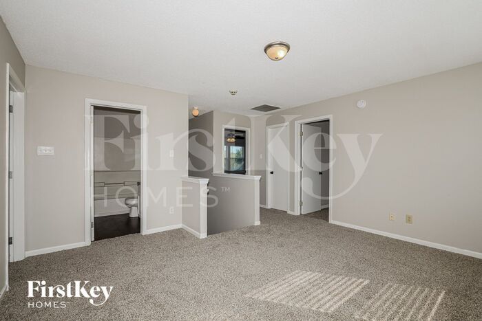 Building Photo - 11 Atherton Ct