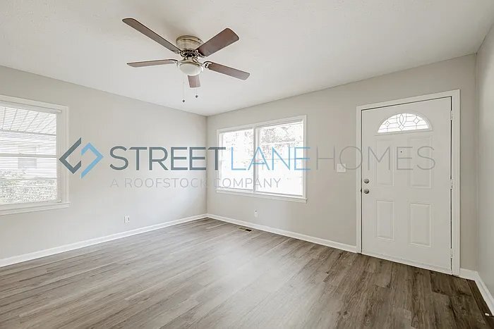 Building Photo - 137 Prince Ave