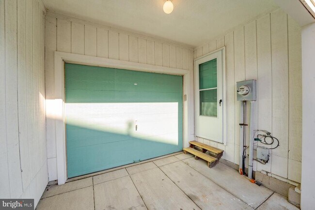 Building Photo - 19 Clipper Ct