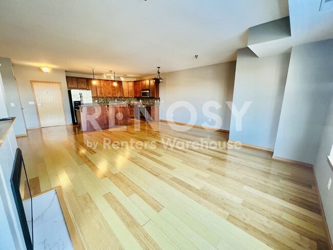 Building Photo - 1155 Ford Rd