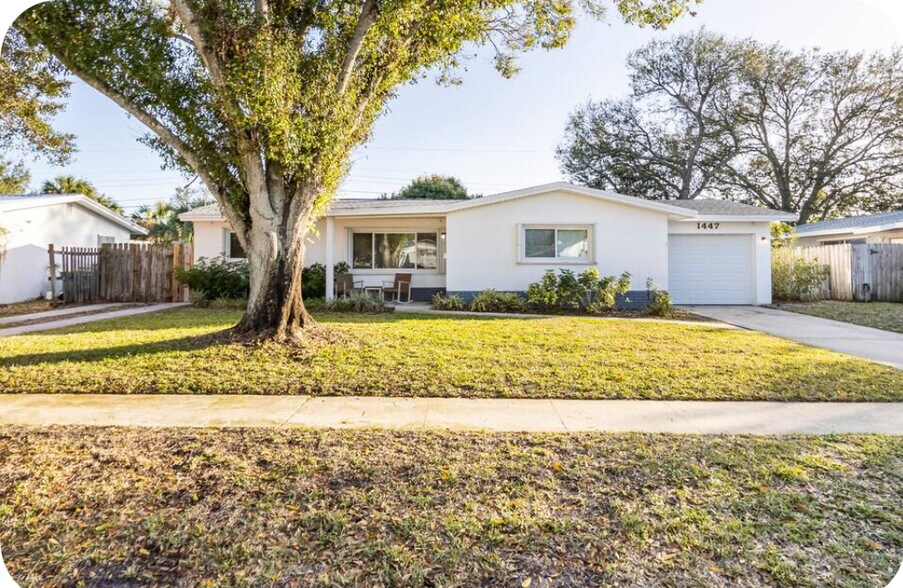 Building Photo - 1447 Caribbean Dr