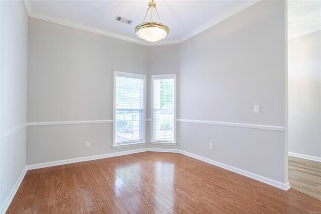 Building Photo - 9024 Hanston Ct