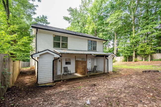 Building Photo - 6676 Chupp Rd
