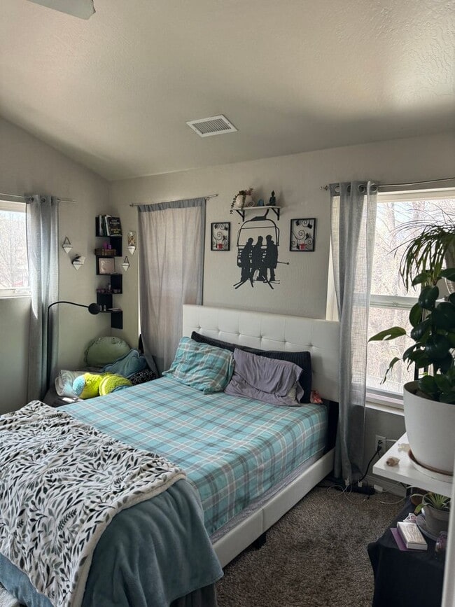 Building Photo - Spacious 3BR Home | Private Bathrooms + Ample Off Street Parking
