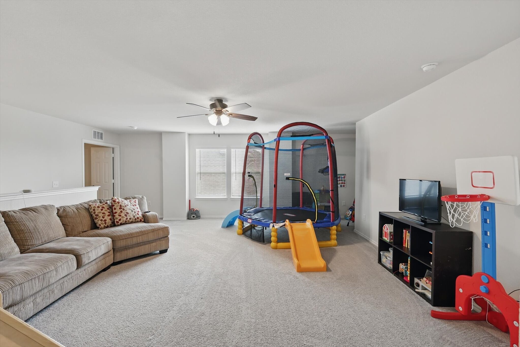 Building Photo - 802 Feldspar Way
