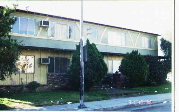 Primary Photo - 13244 Vanowen St