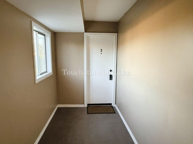 Building Photo - 18101 SE Arista Dr