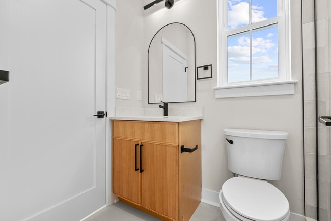 Building Photo - 9 June Dr