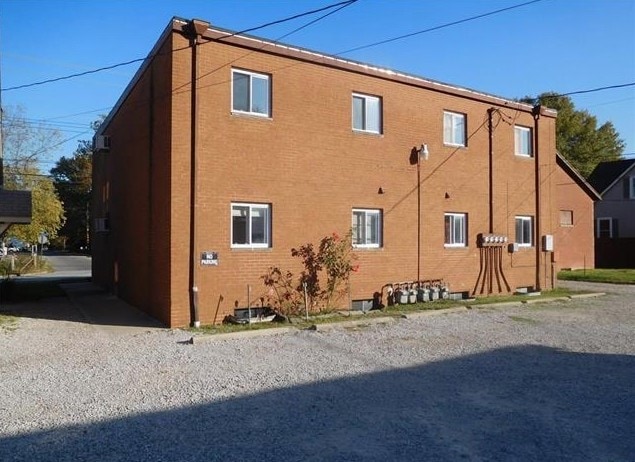 Building Photo - 1504 Poplar St