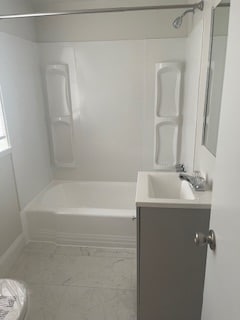 Building Photo - 8263 Russell Rd