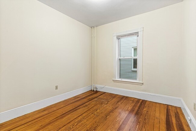 Building Photo - 7 Washburn Terrace