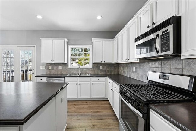 Building Photo - 1304 Kirkwood Ln