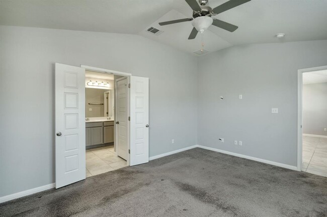 Building Photo - 748 Nautical Lp