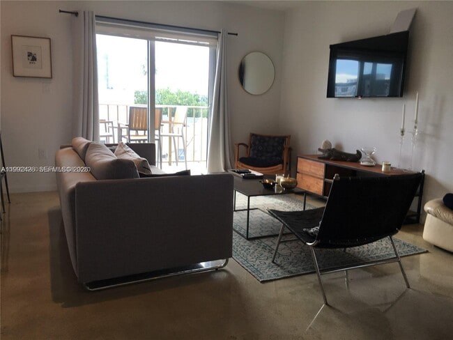 Building Photo - 618 Euclid Ave