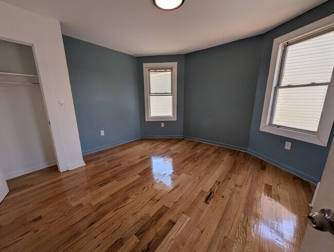 Building Photo - 45 2nd Ave
