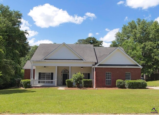 Primary Photo - 141 Gleneagle Dr