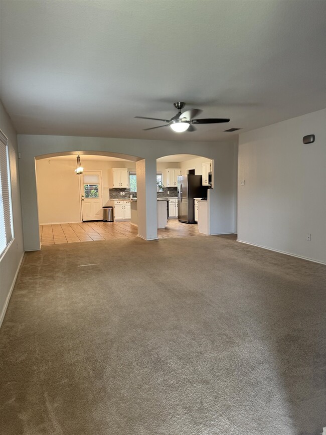 Building Photo - 5229 Brewster Dr