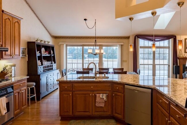 Building Photo - 5432 W Burning Bush Ln