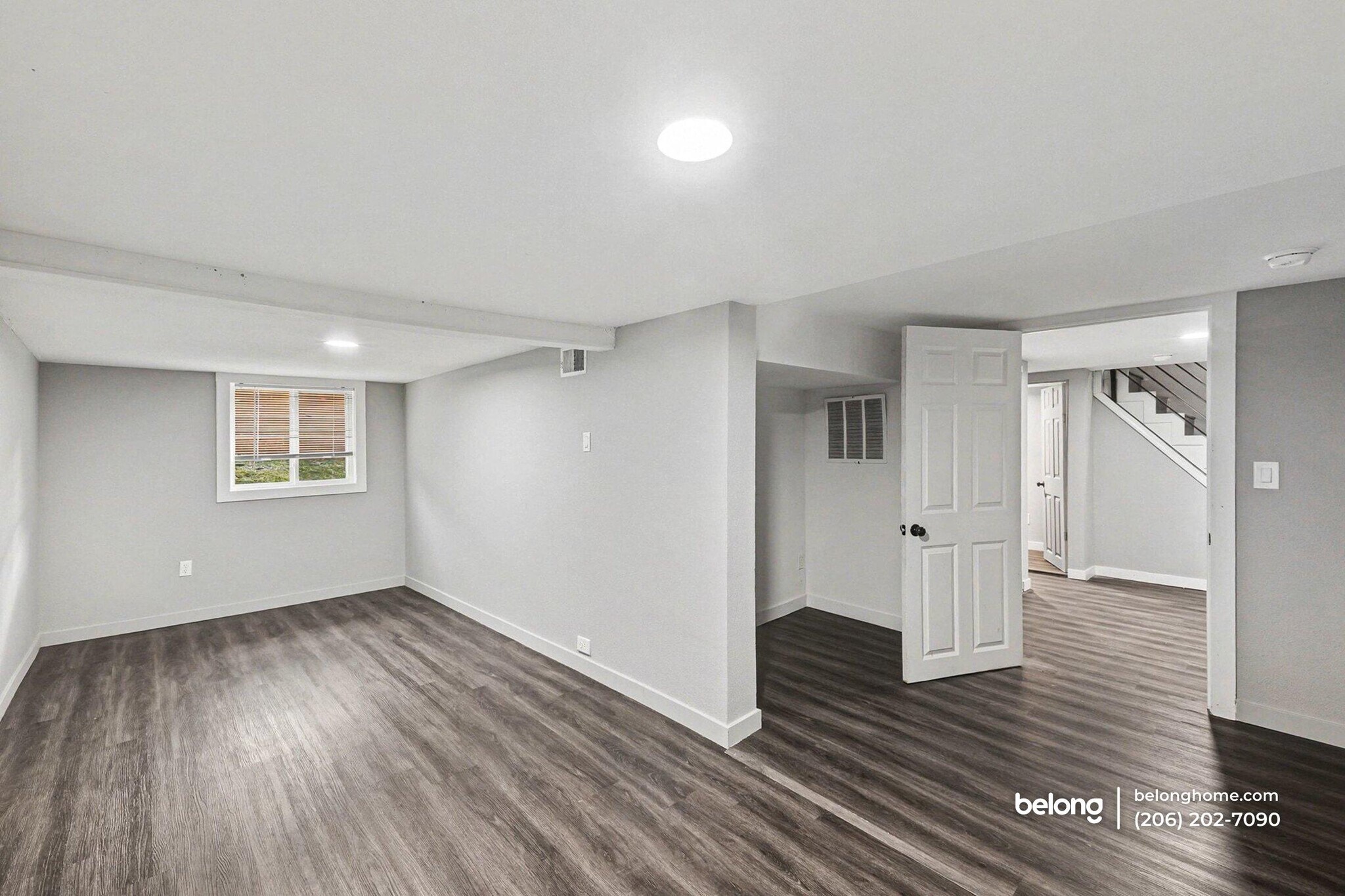 Building Photo - 3425 34th Ave S