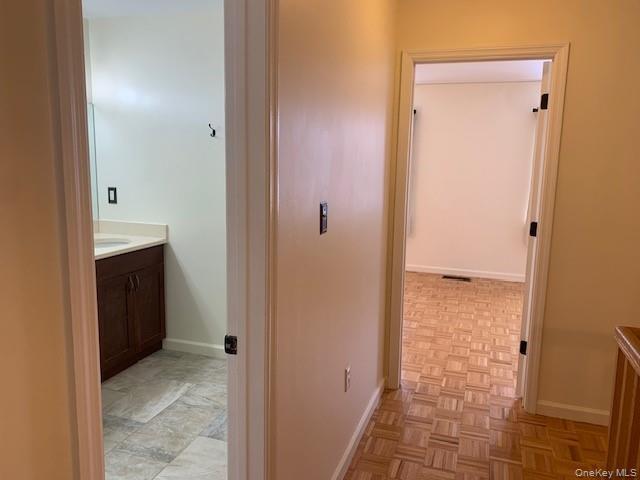 Building Photo - 35 Nancy Ct