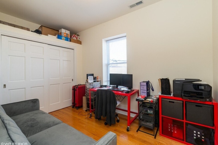 Building Photo - 5340 N Winthrop Ave