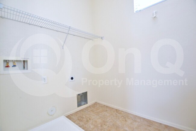 Building Photo - 3793 E Stampede Dr