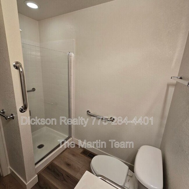 Building Photo - 1804 Quail Run Rd