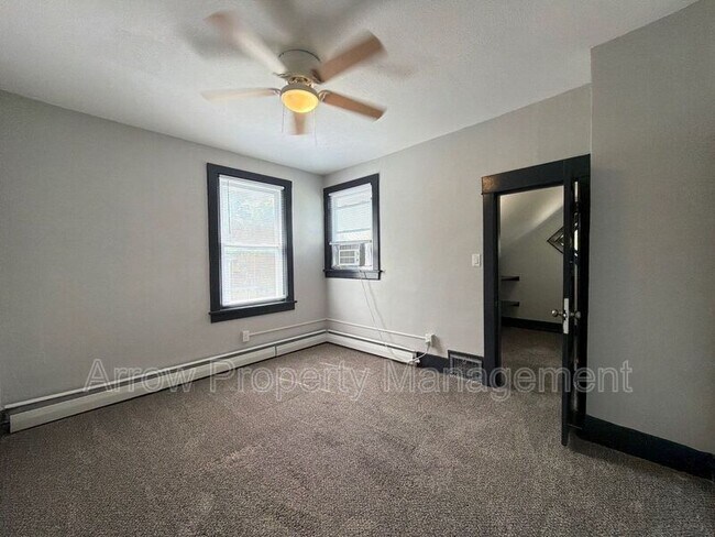 Building Photo - 4602 St Paul Ave