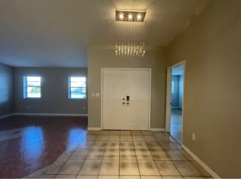 Building Photo - 14523 SW 106th Terrace