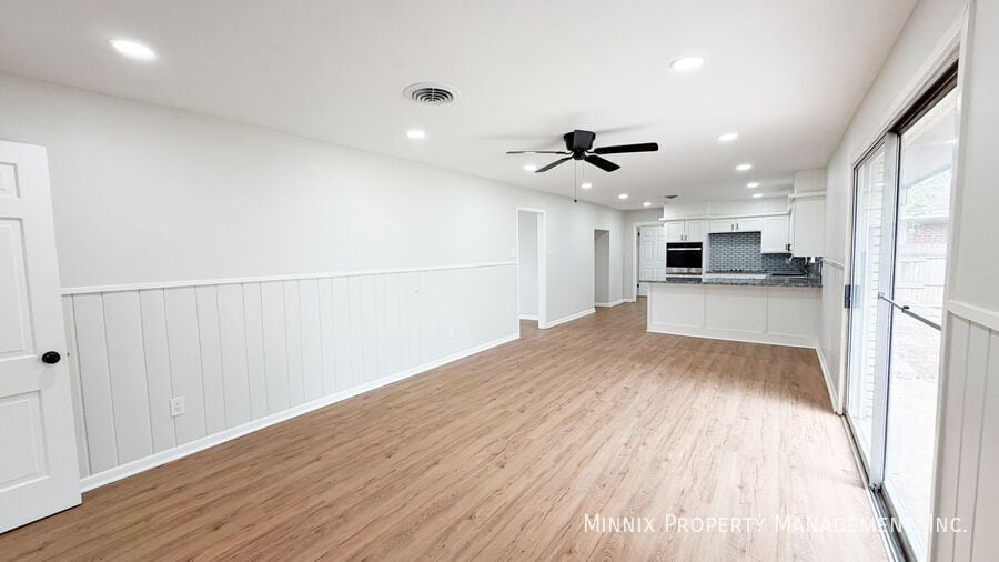 Building Photo - 5204 9th St