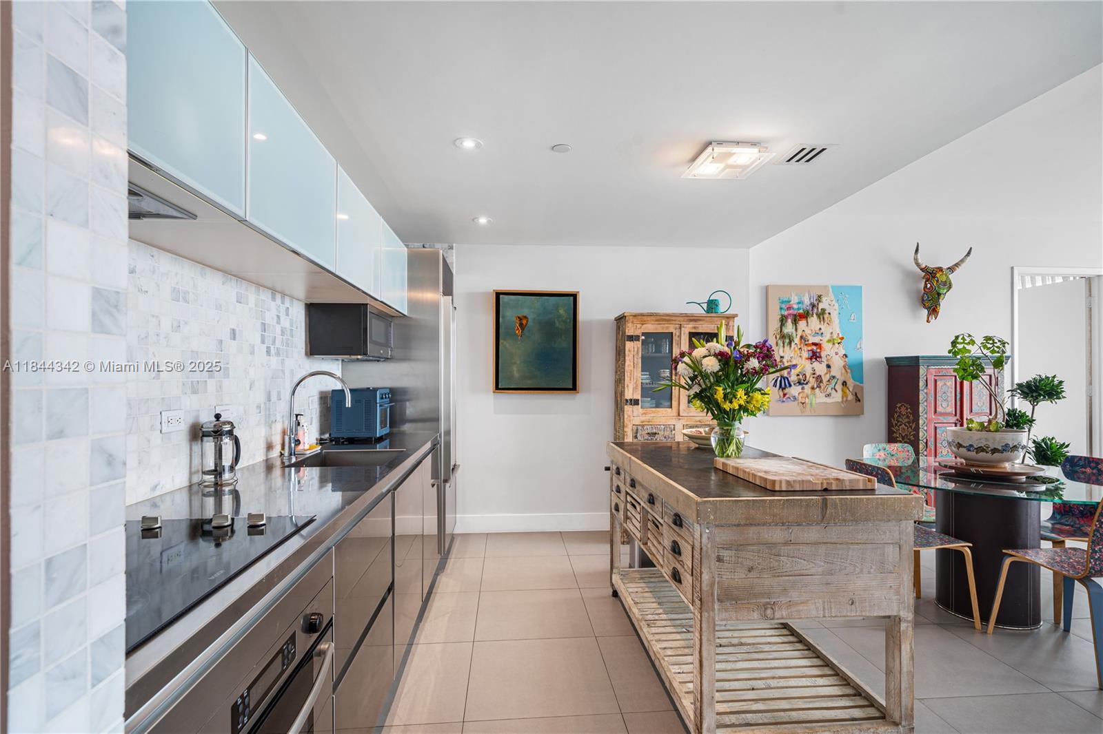 Building Photo - 1040 Biscayne Blvd