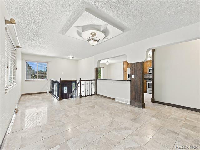 Building Photo - 3137 W 20th Ave