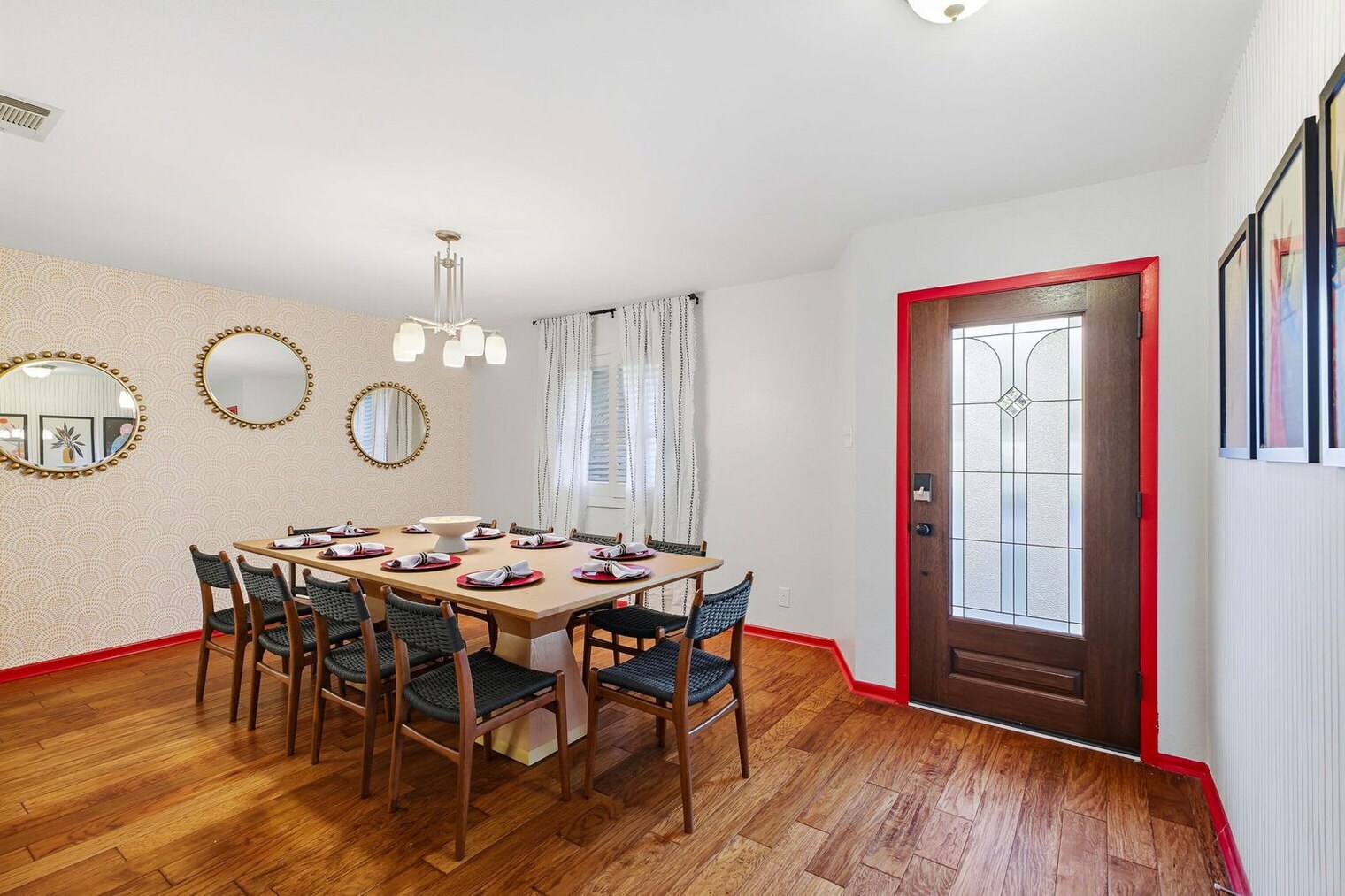 Building Photo - 310 Twisted Wood Dr