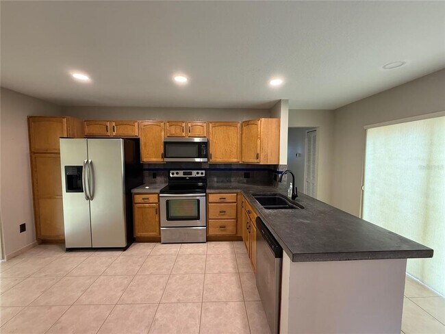 Building Photo - 3367 Buffam Pl